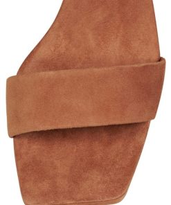 Voguishsteps.shop5cc6bc930c 1